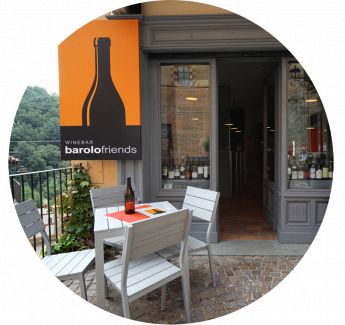 Ristorante Wine Bar Barolo Friends LOCALI E RITROVI