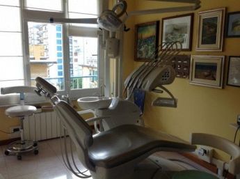 Studio Dentistico Orsi Dr. Auro Studio dentistico