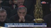 Breaking News delle 14.00 | Conclave, passo indietro di Becciu