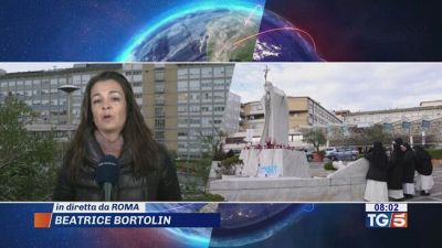 Nuova crisi per il Papa non è fuori pericolo