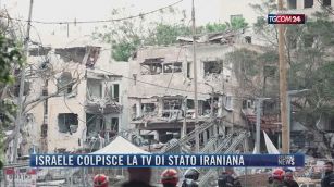 Breaking News delle 21.30 | Israele colpisce la tv di Stato iraniana