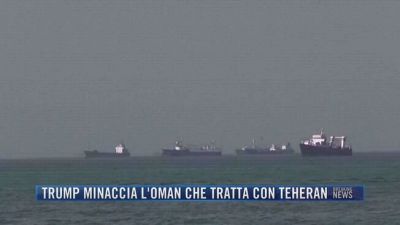 Breaking News delle 21.30 | Trump minaccia l'Oman che tratta con Teheran
