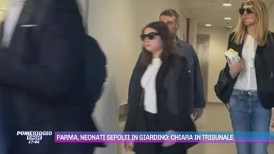 Parma, neonati sepolti in giardino: Chiara in tribunale