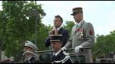 Macron alla Tomba del milite ignoto per la parata del 14 luglio
