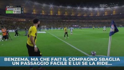 Benzema, che fai? Ride della sua squadra