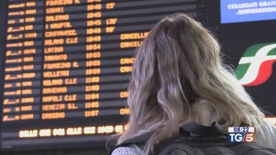 Nuovo stop ai treni sciopero in corso