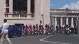 Giro, i ciclisti ricevuti da Papa Leone IVX