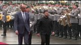 Merz riceve Zelensky a Berlino, al via consultazioni Germania-Ucraina