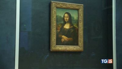 Louvre: "Troppi turisti spostare la Gioconda"