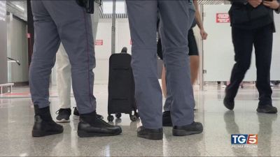 Scontro sulle frontiere "Non cediamo a ricatti"
