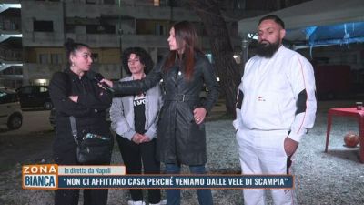 In diretta da Scampia: "Non ci affittano casa perché veniamo dalle Vele"