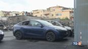 17 Tesla in fiamme, pista anarchica?