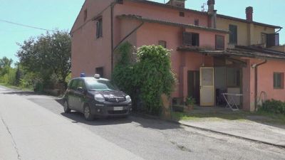Spara al figlio durante una lite e tenta di uccidersi