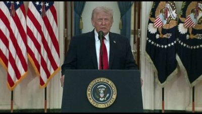Trump: "Vittorie rapide, decisive e schiaccianti" in Iran