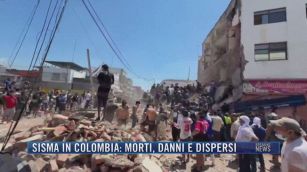 Breaking News delle 21.30 | Sisma in Colombia: morti, danni e dispersi
