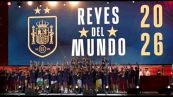 Madrid accoglie i campioni del mondo, dai reali poi il bagno di folla