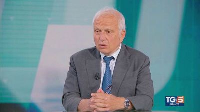 La chirurgia per le persone obese e l'otite marina nei bambini