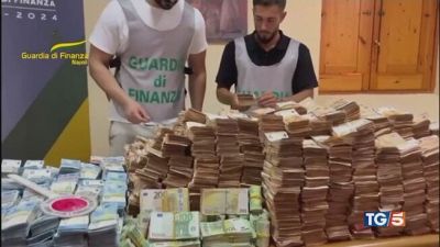 Milioni nell'armadio il tesoro del medico