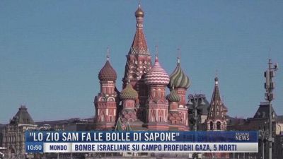 Breaking News delle 11.00 | "Lo zio Sam fa le bolle di sapone"