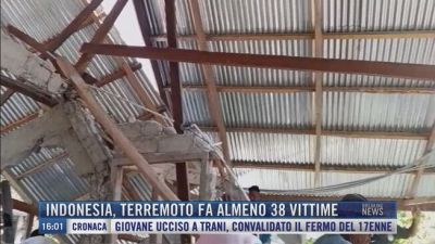 Breaking News delle 16.00 | Indonesia, terremoto fa almeno 38 vittime