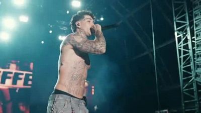 Tony Effe, il live al Kozel Carroponte a Milano apre il Summer Tour