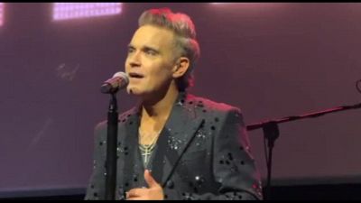 Robbie Williams: voglio costruire università e continuare a divertirmi