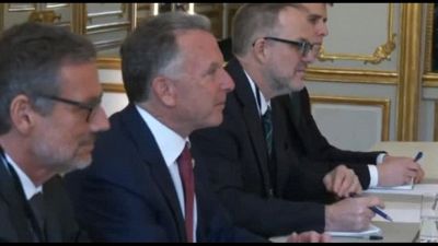 Ucraina, a Parigi anche l'inviato speciale di Trump Steve Witkoff