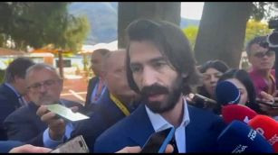 Essilux, Del Vecchio Jr: auspico cambio strategia, ha perso 50% in Borsa