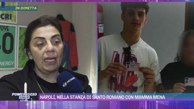 Napoli, nella stanza di Santo Romano con mamma Mena