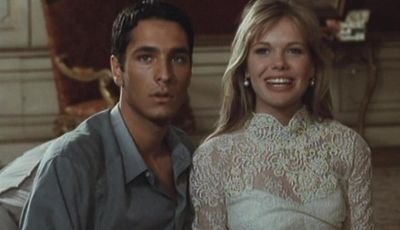 Piccolo grande amore: Raoul Bova e Barbara Snellenburg innamorati nel celebre cult