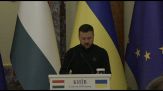 Zelensky a Orban: l'Ucraina ha bisogno di una "pace giusta"
