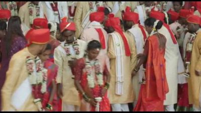 India, nozze di massa per festeggiare il figlio del magnate Ambani