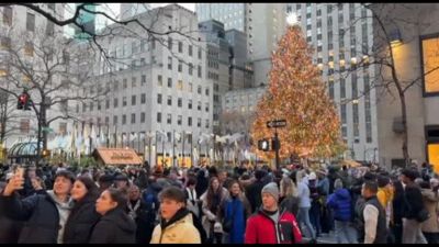 A New York e Washington brillano le luci di Natale