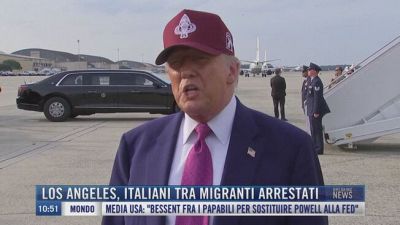 Breaking News delle 11.00 | Los Angeles, italiani tra migranti arrestati