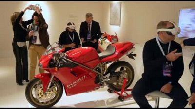 Un viaggio nel box Ducati per incontrare, con il 5G di Tim, Pecco Bagnaia