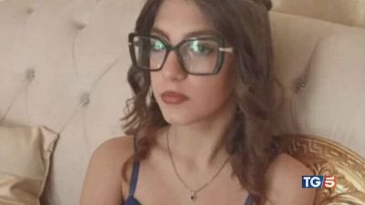 Femminicidio a Napoli la vittima ha 14 anni