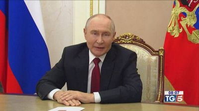 Kiev sotto attacco la Russia al voto