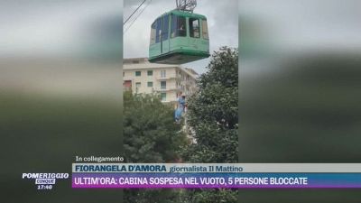 Ultim'ora, paura sulla funivia del Faito in Campania