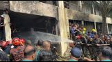 Bangladesh, aereo si schianta su scuola: strage di studenti a Dacca