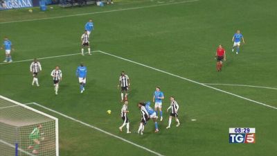 È un super Napoli oggi tocca all'Inter