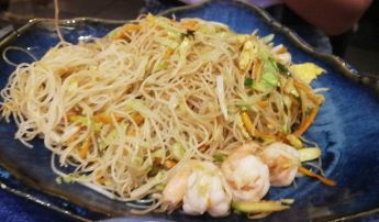 Eurasia sushi restaurant spaghetti di riso ai gamberi