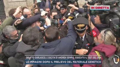 Delitto Garlasco, l'uscita di Andrea Sempio, eseguito il test del dna