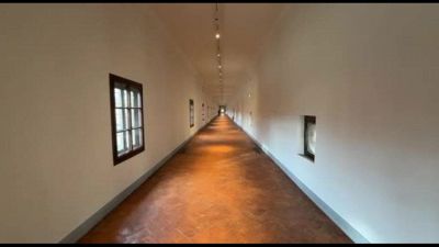 Riapre il Corridoio Vasariano, "tunnel aereo" tra Uffizi e Pitti