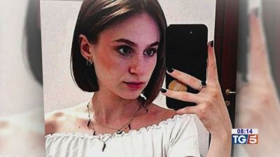 L'addio a Sara e Ilaria. Cadavere nel Serio