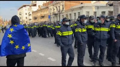 Georgia, migliaia in piazza a Tbilisi contro i "brogli elettorali"