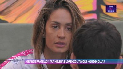 "Grande Fratello": tra Helena e Lorenzo l'amore non decolla?