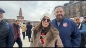 Olimpiadi, una tifosa Usa in coda per i souvenir: "Adoro Milano"