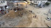 Bombe israeliane sulle tende degli sfollati palestinesi