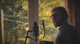 Paolo Vallesi, guarda il video di "In fuga verso il sole"