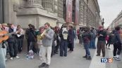 Bloccato il Louvre "Chi distrugge paga"